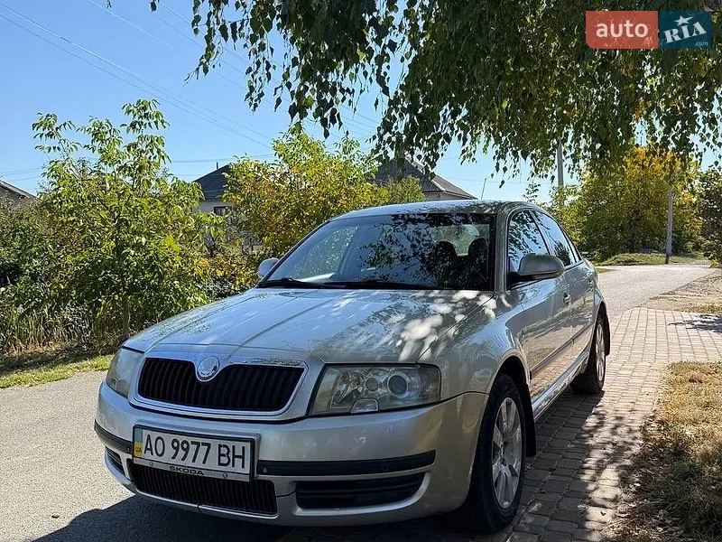 Skoda Superb 2006