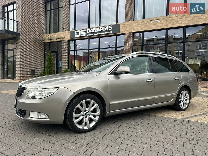 Skoda Superb 2012