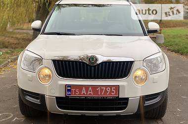 Внедорожник / Кроссовер Skoda Yeti 2011 в Ровно