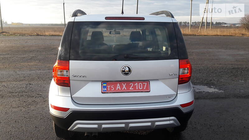 Позашляховик / Кросовер Skoda Yeti 2017 в Радивиліві