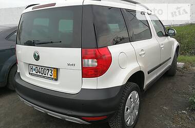 Внедорожник / Кроссовер Skoda Yeti 2012 в Ужгороде