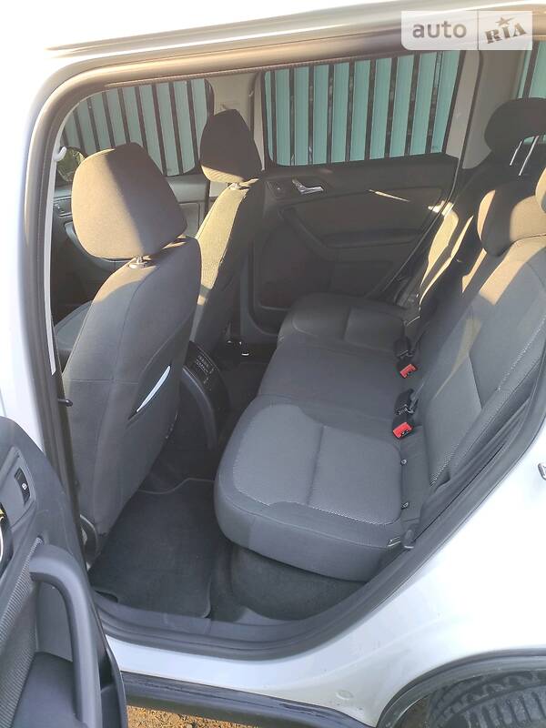 Внедорожник / Кроссовер Skoda Yeti 2013 в Дрогобыче