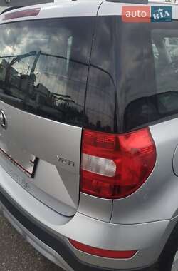 Внедорожник / Кроссовер Skoda Yeti 2015 в Хмельницком