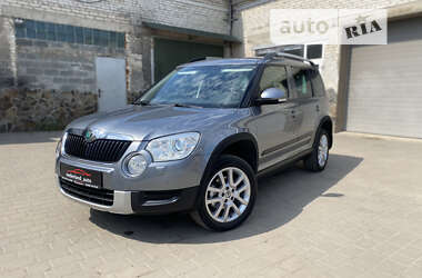 Позашляховик / Кросовер Skoda Yeti 2011 в 