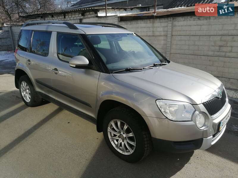 Позашляховик / Кросовер Skoda Yeti 2012 в Харкові