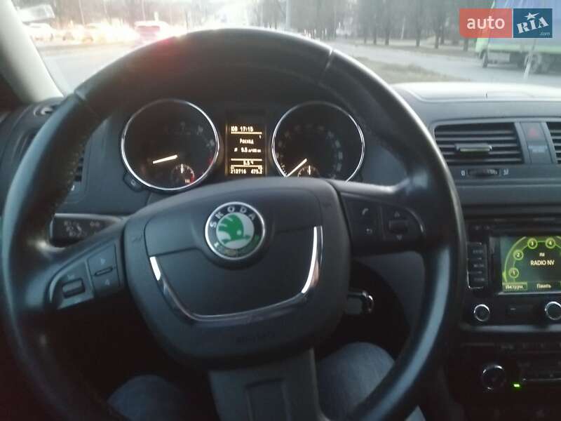 Позашляховик / Кросовер Skoda Yeti 2012 в Харкові