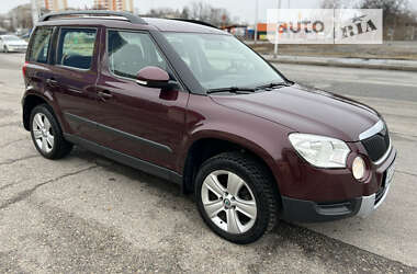 Позашляховик / Кросовер Skoda Yeti 2012 в Вишневому