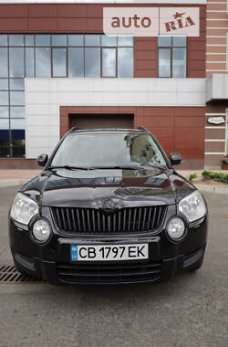 Внедорожник / Кроссовер Skoda Yeti 2010 в 