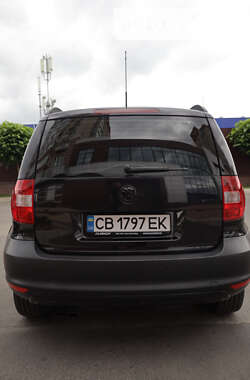 Внедорожник / Кроссовер Skoda Yeti 2010 в 