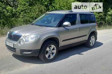 Внедорожник / Кроссовер Skoda Yeti 2012 в Дунаевцах