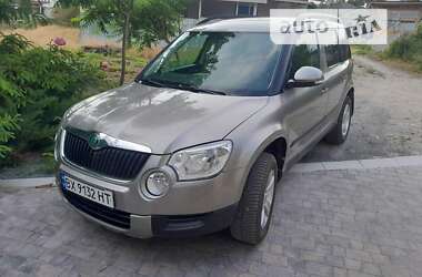 Позашляховик / Кросовер Skoda Yeti 2012 в Дунаївцях