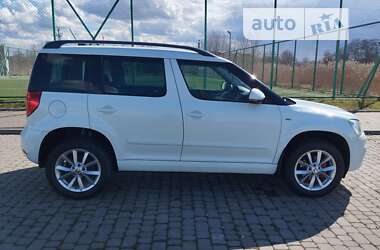 Внедорожник / Кроссовер Skoda Yeti 2016 в Стрые