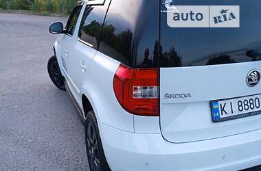 Позашляховик / Кросовер Skoda Yeti 2014 в Києві