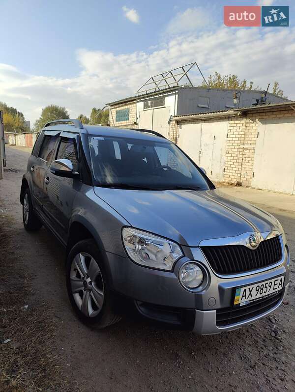 Внедорожник / Кроссовер Skoda Yeti 2012 в Харькове