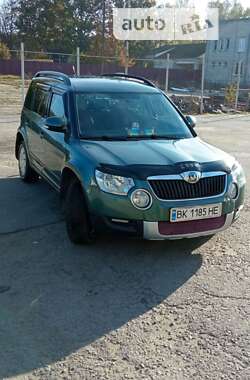 Позашляховик / Кросовер Skoda Yeti 2012 в Звягелі