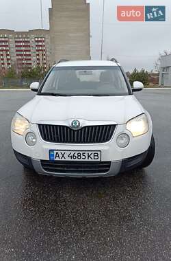 Внедорожник / Кроссовер Skoda Yeti 2012 в Сумах