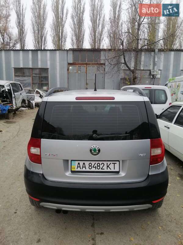Позашляховик / Кросовер Skoda Yeti 2011 в Кам'янець-Подільському