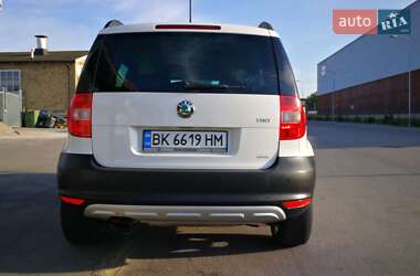 Внедорожник / Кроссовер Skoda Yeti 2011 в 