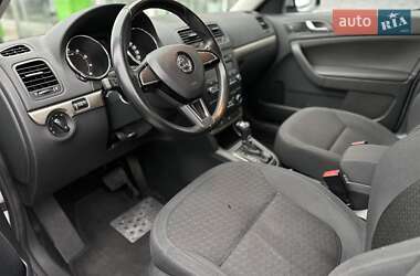 Позашляховик / Кросовер Skoda Yeti 2014 в 