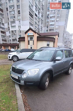 Позашляховик / Кросовер Skoda Yeti 2011 в Києві