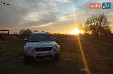 Позашляховик / Кросовер Skoda Yeti 2010 в 