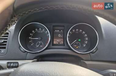 Внедорожник / Кроссовер Skoda Yeti 2015 в 