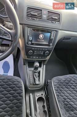 Внедорожник / Кроссовер Skoda Yeti 2015 в 