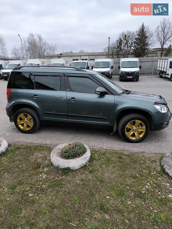 Внедорожник / Кроссовер Skoda Yeti 2012 в Звягеле фото Внедорожник / Кроссовер Skoda Yeti 2012 в Звягеле