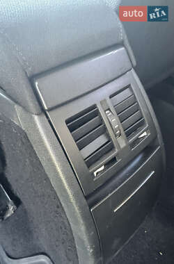 Внедорожник / Кроссовер Skoda Yeti 2012 в 