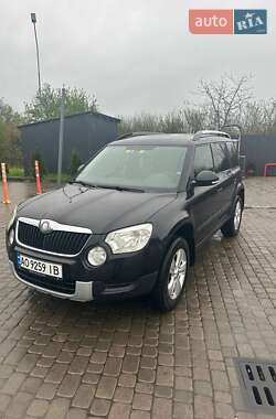 Внедорожник / Кроссовер Skoda Yeti 2009 в 