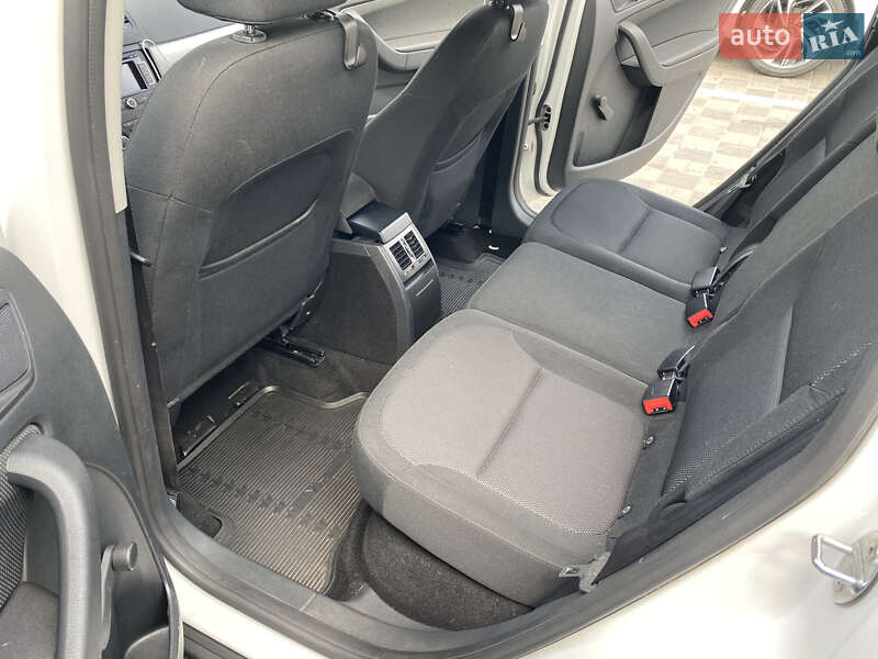 Позашляховик / Кросовер Skoda Yeti 2012 в Києві
