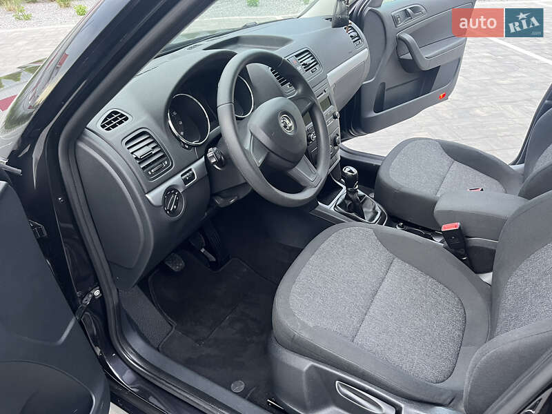 Внедорожник / Кроссовер Skoda Yeti 2013 в Луцке
