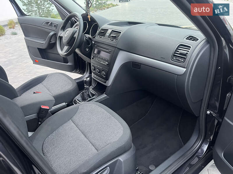 Внедорожник / Кроссовер Skoda Yeti 2013 в Луцке