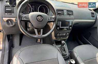 Позашляховик / Кросовер Skoda Yeti 2016 в 