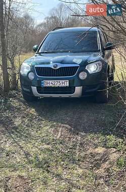 Внедорожник / Кроссовер Skoda Yeti 2009 в 