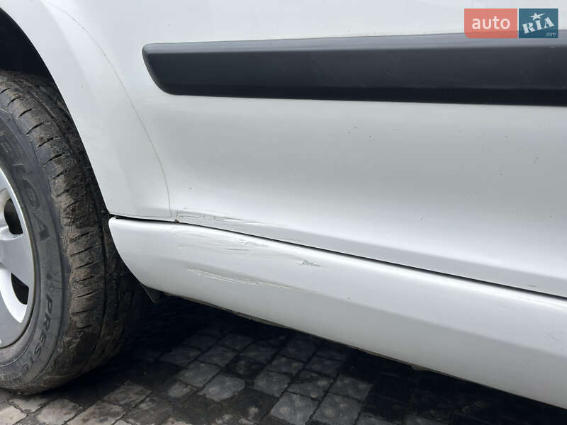 Внедорожник / Кроссовер Skoda Yeti 2011 в Полтаве