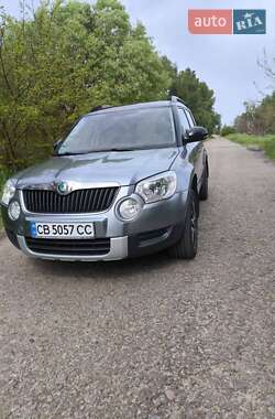 Внедорожник / Кроссовер Skoda Yeti 2013 в 