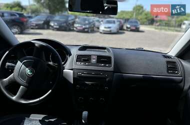 Внедорожник / Кроссовер Skoda Yeti 2010 в 