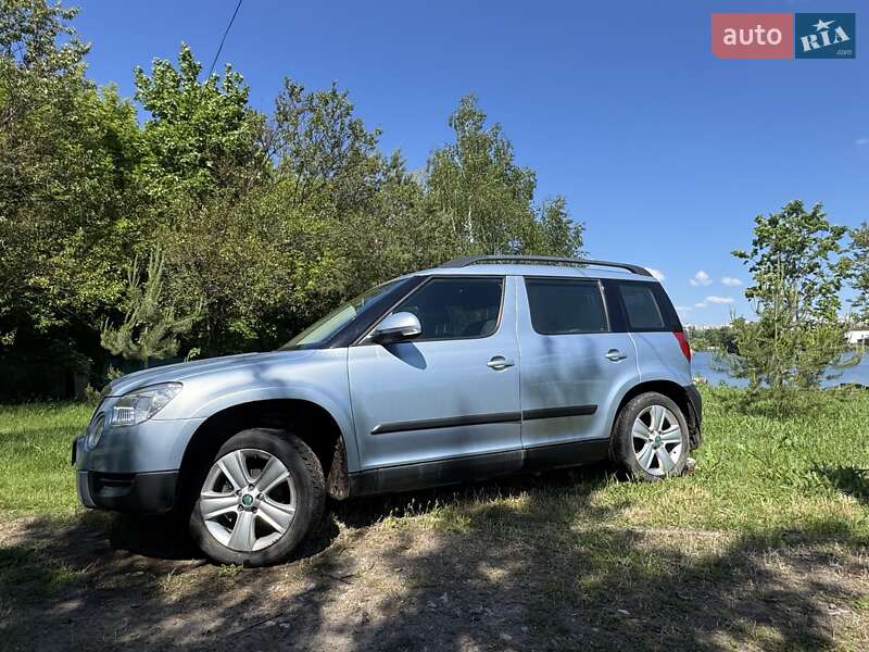 Внедорожник / Кроссовер Skoda Yeti 2012 в Харькове