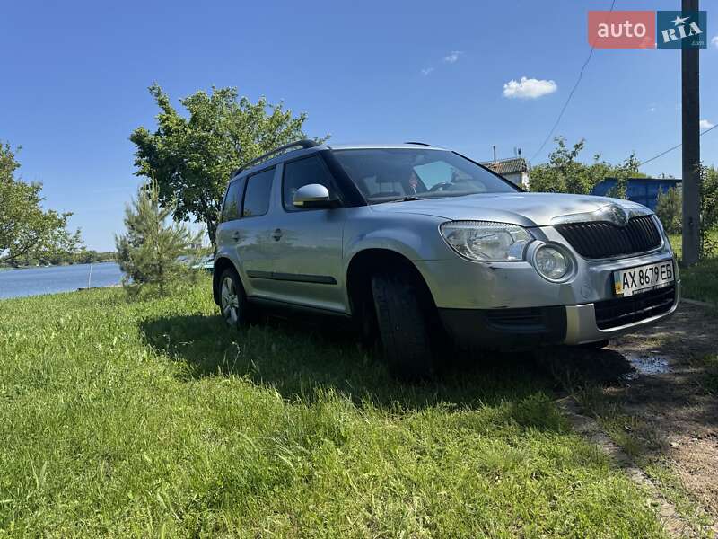 Внедорожник / Кроссовер Skoda Yeti 2012 в Харькове