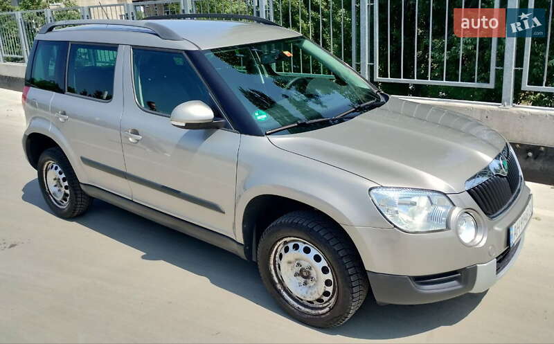 Внедорожник / Кроссовер Skoda Yeti 2011 в Киеве