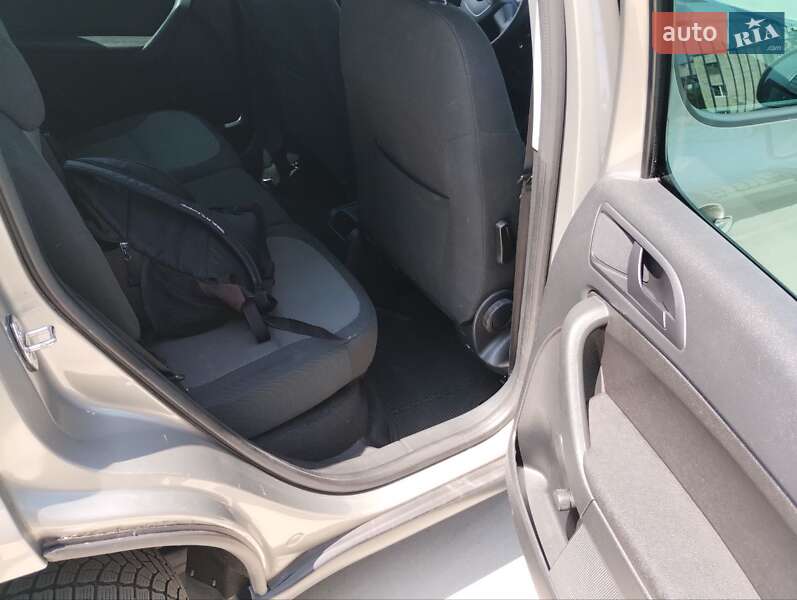Внедорожник / Кроссовер Skoda Yeti 2011 в Киеве