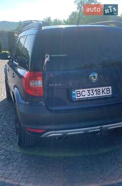 Внедорожник / Кроссовер Skoda Yeti 2011 в 