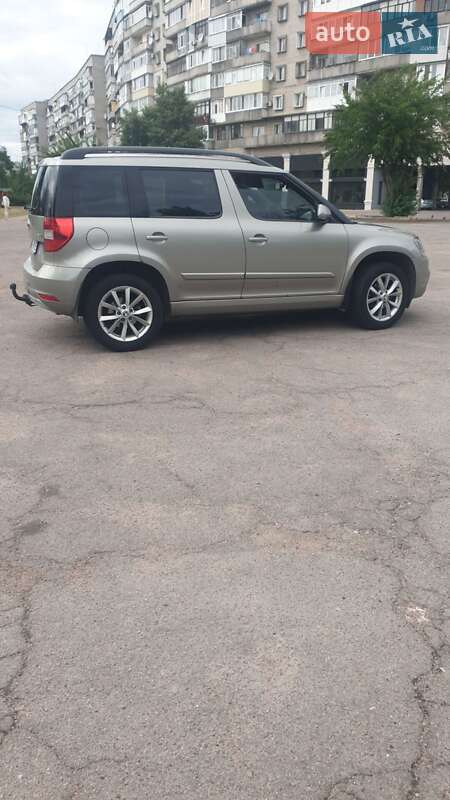 Внедорожник / Кроссовер Skoda Yeti 2013 в Днепре фото 4 Внедорожник / Кроссовер Skoda Yeti 2013 в Днепре