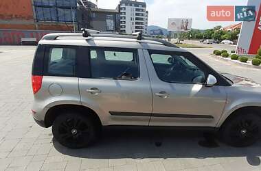 Внедорожник / Кроссовер Skoda Yeti 2014 в 
