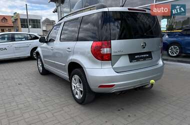 Внедорожник / Кроссовер Skoda Yeti 2014 в 