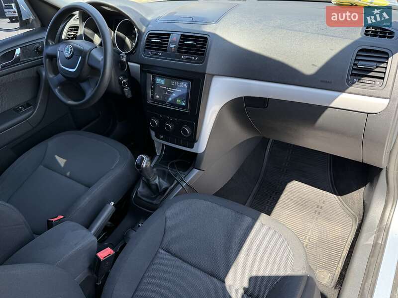 Внедорожник / Кроссовер Skoda Yeti 2012 в Киеве