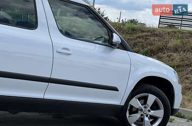 Внедорожник / Кроссовер Skoda Yeti 2016 в 