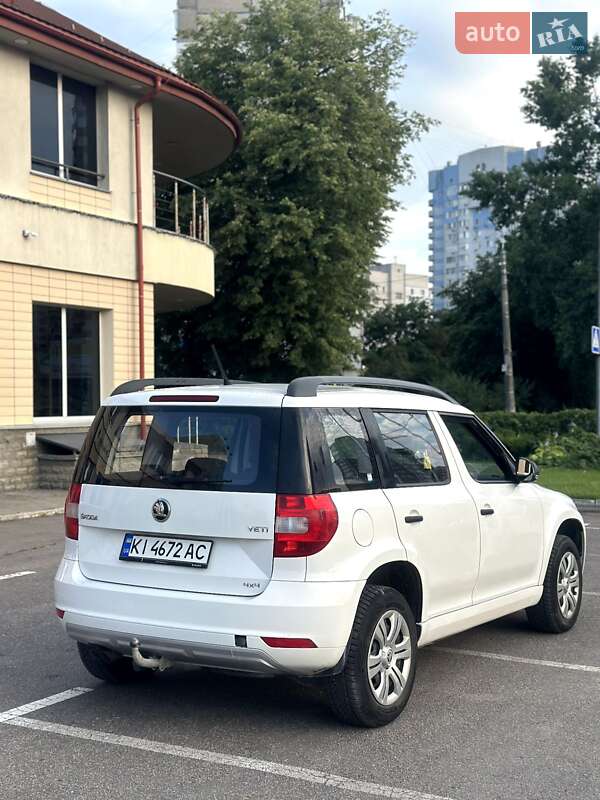 Внедорожник / Кроссовер Skoda Yeti 2015 в Броварах