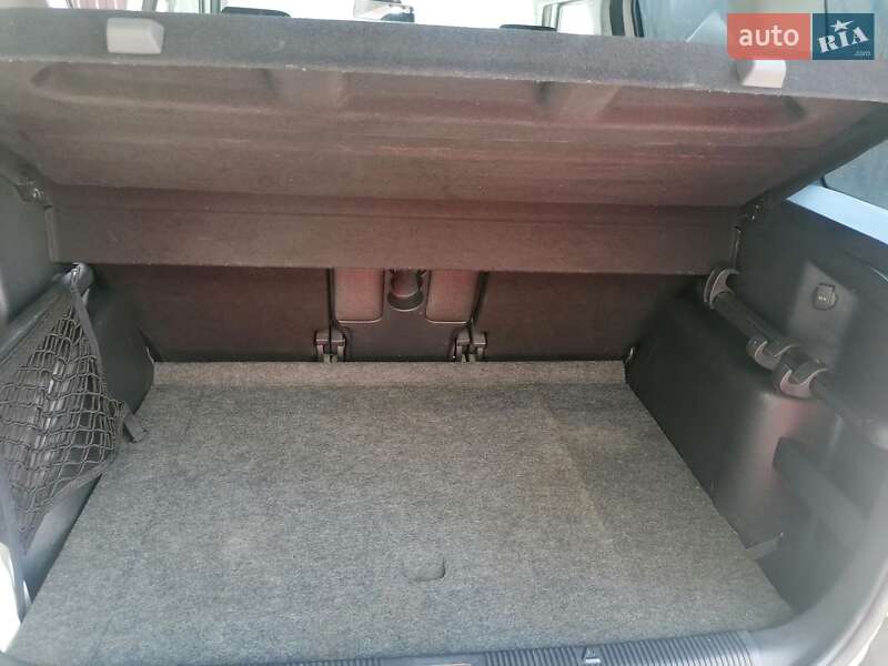 Внедорожник / Кроссовер Skoda Yeti 2011 в Киеве фото 23 Внедорожник / Кроссовер Skoda Yeti 2011 в Киеве